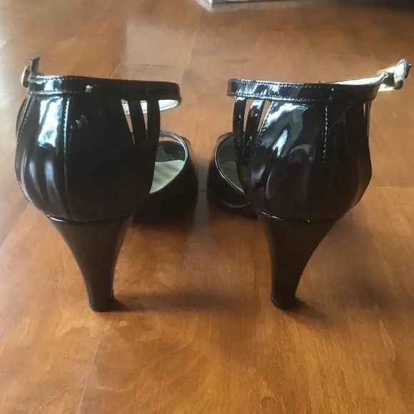Black Patent Peep Toe Heels - Picture 3 of 5